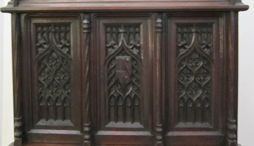 5112b-lower part gothic cabinet