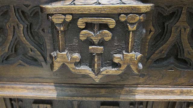 5106-architectural design of drawer pull on gothic cabinet