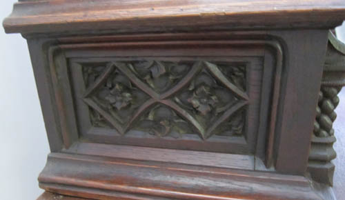 5112b-frieze on gothic cabinet
