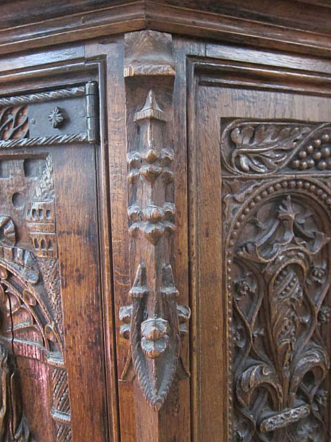 spire dressoir