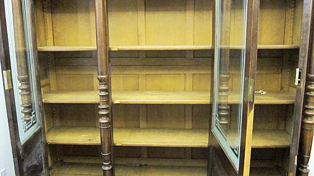 9240-interior of bookcase