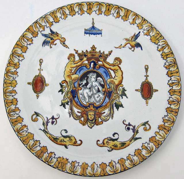 Gien plate Renaissance fond blanc