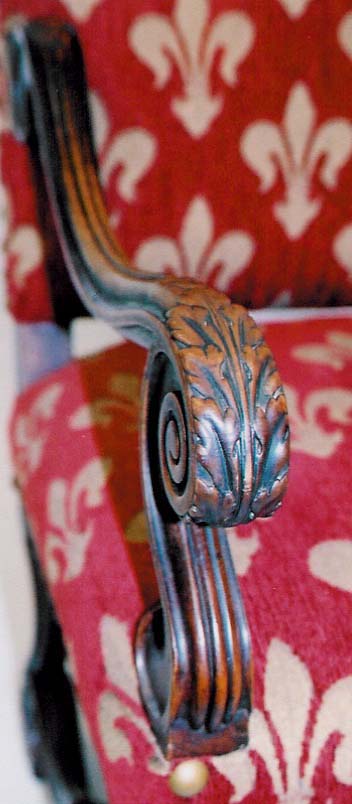 1023-detailed carving of armrest 
