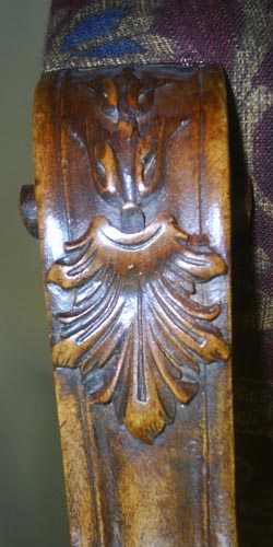 3109-acanthus leaf on arm of louis xiv chair