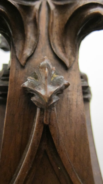 3214-leaf detail from finial of chair