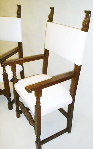 3301-antique chairs lombardy