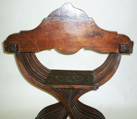 4116-back of savonarola chair