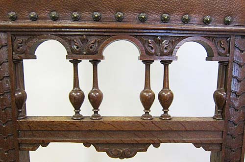 4124-detail of upper chair