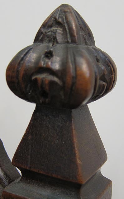 4180-chair top finial