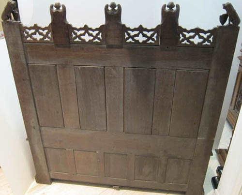 5137-back view of gothic bench