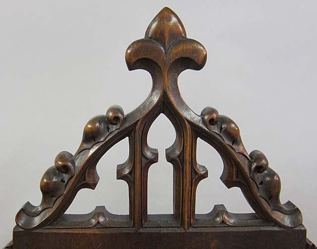 5202-open tracery atop gothic bench