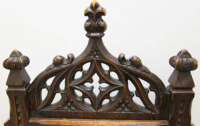 5208-gothic dining chair top