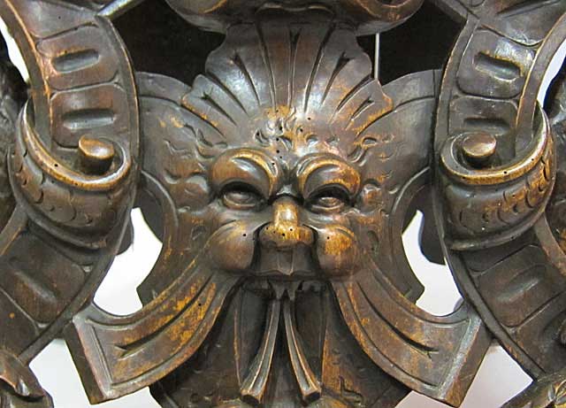 5220-mask detail