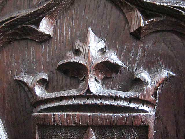 bench gothic crown detail