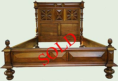 9420-gothic bed