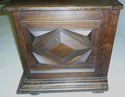 4152-side of oak chest