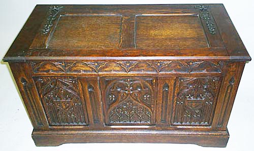 4158-top view of gothic chest