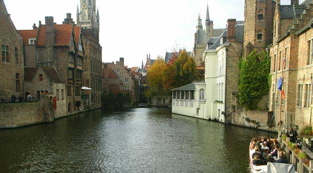 Bruges canal from Pand Hotel