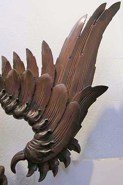 5304-wing detail