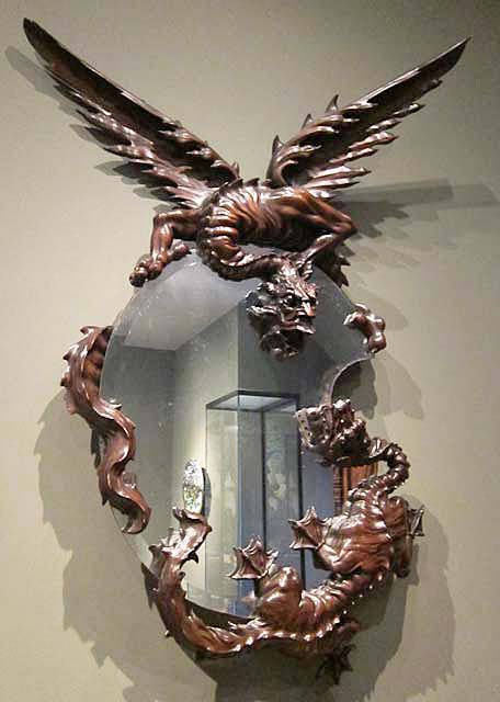 dragon mirror Viardot from MAD