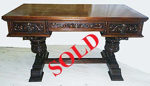 french antique Renaissance pedestal desk