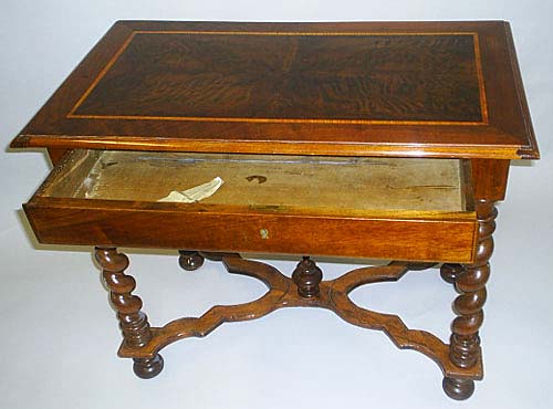 4104-antique desk