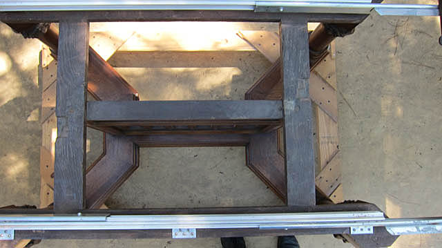 4110-sliding mechanism for dining table leaves