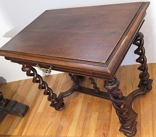 5109-antique writing table
