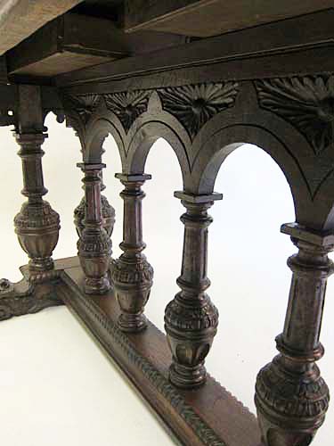 5115-french antique trestle table