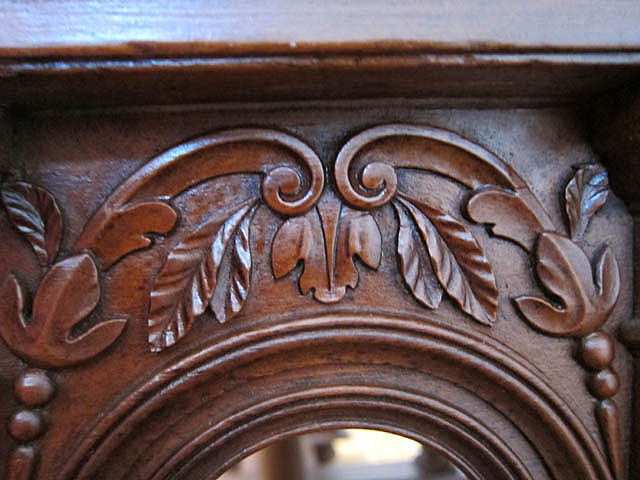 5130-carving detail library table