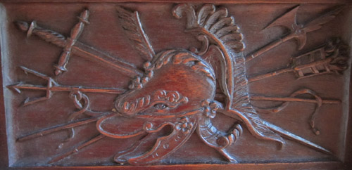 9218-armorial detail